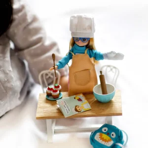 New Cake Bake Clothes Set (Doll not included) Lottie Dolls