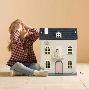 Clearance Vintage Doll House Wooden Doll’s Houses | Gifts For 6 Yr Olds