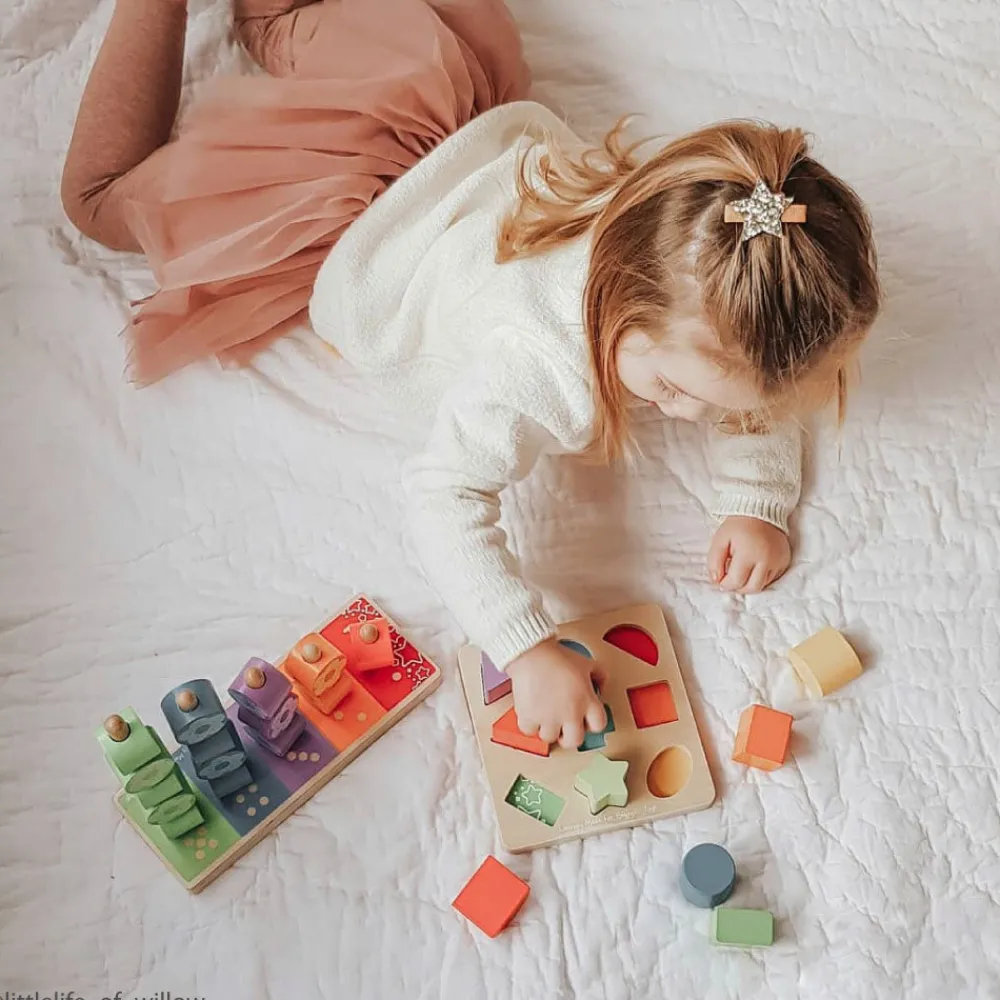 first_flower_stacker_10.webp Best First Flower Stacker Wooden Puzzles And Activity Toys | Traditional Wooden Toys