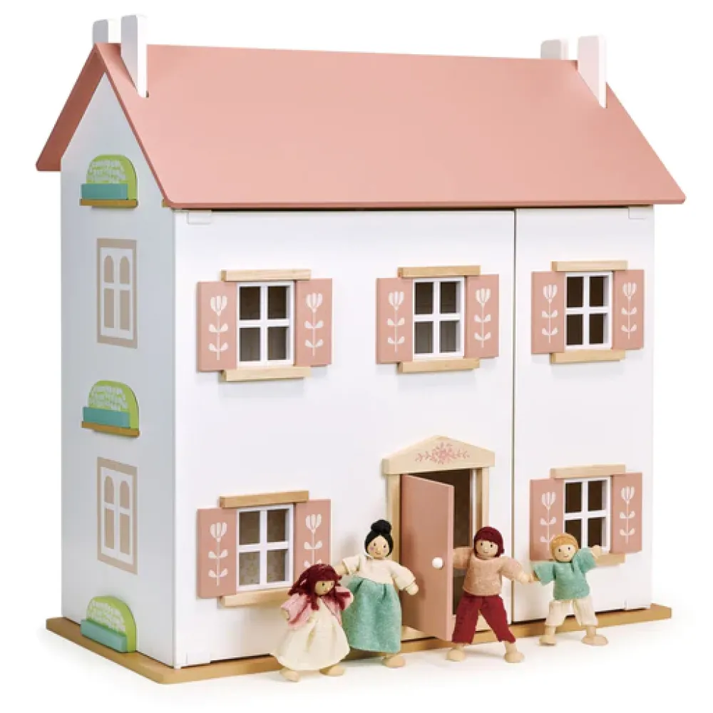 mentari_clover_dolls_hous_3.webp Best Clover Doll’s House Wooden Doll’s Houses