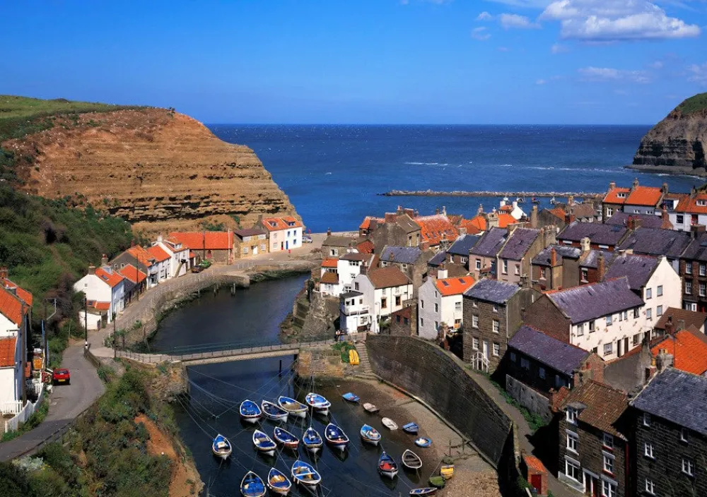 stunning_staithes___piece_0.webp Outlet Stunning Staithes – 1000 Piece Jigsaw Puzzle Children's Wooden Puzzles